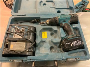 Makita Skruvdragare BDF453 18 Volt, batteri och laddare