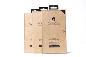 Skydd till iPhone 3st - Woolnut Leather Case for iPhone SE 2nd gen. Ny, Obruten förpackning.
