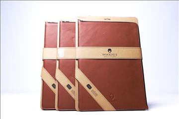 Skydd till Macbook 3st - Woolnut Leather Folio for Macbook 16". Ny, Obruten förpackning.
