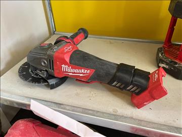 Batteridriven Vinkelslip Milwaukee M18 CAG 125XPDB