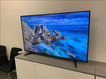 TV SAMSUNG 65 tum model: UE65NU6025K. 