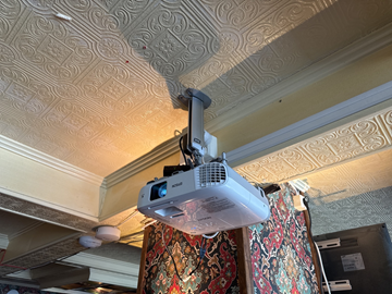 Projektor med duk, Epson