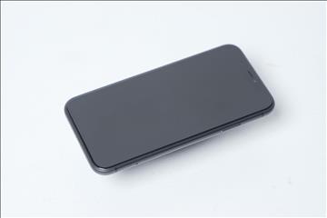 iPhone 11 128GB - Batterihälsa: 98 procent, Normalt slitage