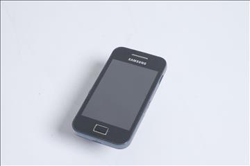 <p>(Rensad)</p>

<p>GT - S5830i</p>

<p>Lagring: 16 GB (SD kort)</p>
