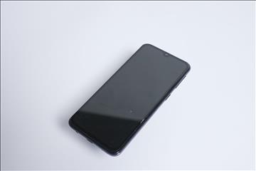 <p>(Rensad)</p>

<p>Lagring: 64&nbsp;GB</p>

<p>Minne: 4 GB</p>

<p>Batterih&auml;lsa: Ok&auml;nd</p>
