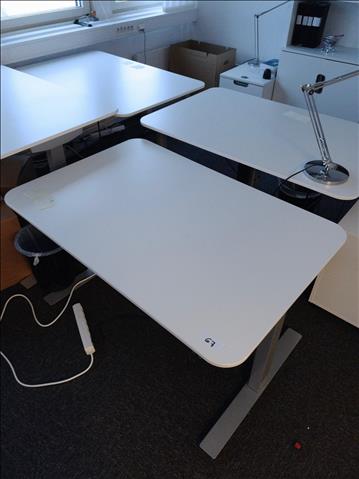 Höj- och sänkbart skrivbord -  Funktionstestad.