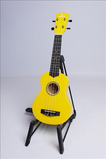 Ukulele - Koki'o, Linden Soprano, yellow inkl. tunnt soft case, RISA Musical Instruments. Ny, Obruten förpackning.