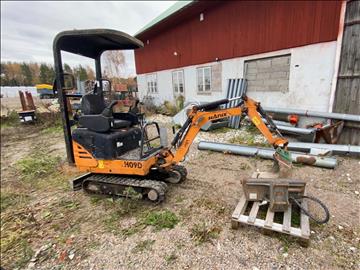 Minigrävare Hanix H09D inkl. 2 st skopor | 2010