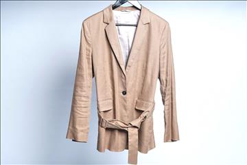 Blazer, Closed - Alix, Camel - storlek L (nypris ca 4190 kr)