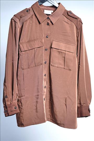 Skjorta - Gestuz, Sloangz Shirt- storlek 42 (nypris 1499 kr)
