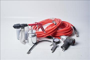Diverse tryckluftverktyg med slang - punktsandbläster meec toolsl, AmPro air imapct wrench