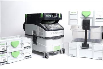 Festool parti med Dammsugare, CT-stoftavskiljare och Rengöringsset Universal. Nypris ca 15136 kr.