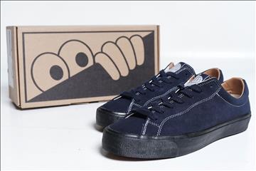 Sneakers - Last Resort, VM003 (Navy Black) Suede - strl 42,5. Nypris 799:-