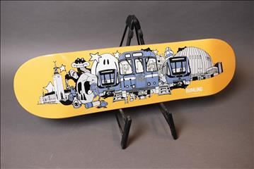 Skateboard inkl. griptape - Bumling Sthlm, 8.625. Griptape Enuff Skateboards. Ny, Obruten förpackning.