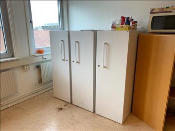 3st kinnarps förvaringsskåp 