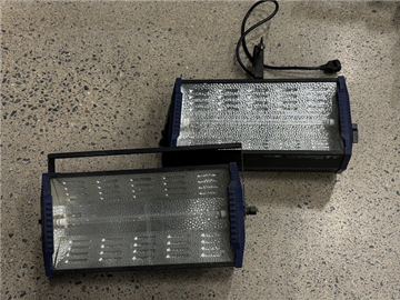 2 st 1500W Strob. Showtec Titan