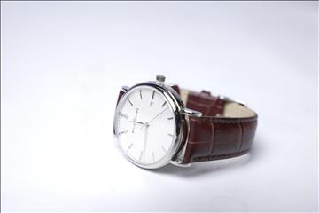 Armbandsur med armband i kalvskinn - BÉLIER THOMS ink armband av strutsskinn, Nypris: 3000 kr