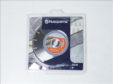 Kapskivor, 3st - Husqvarna Vari-Cut FR3 diameter 230mm. Totalt värde ca 3600. Ny.