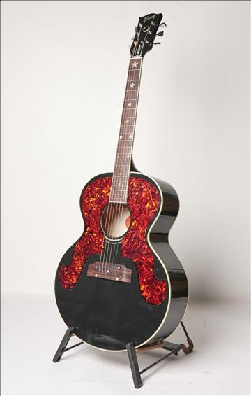 Akustisk Gitarr - Gibson Custom Cat Stevens J-180 Collectors Edition. OBS! mindre lackskada 